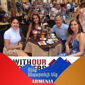 Meet your Posher, Jora